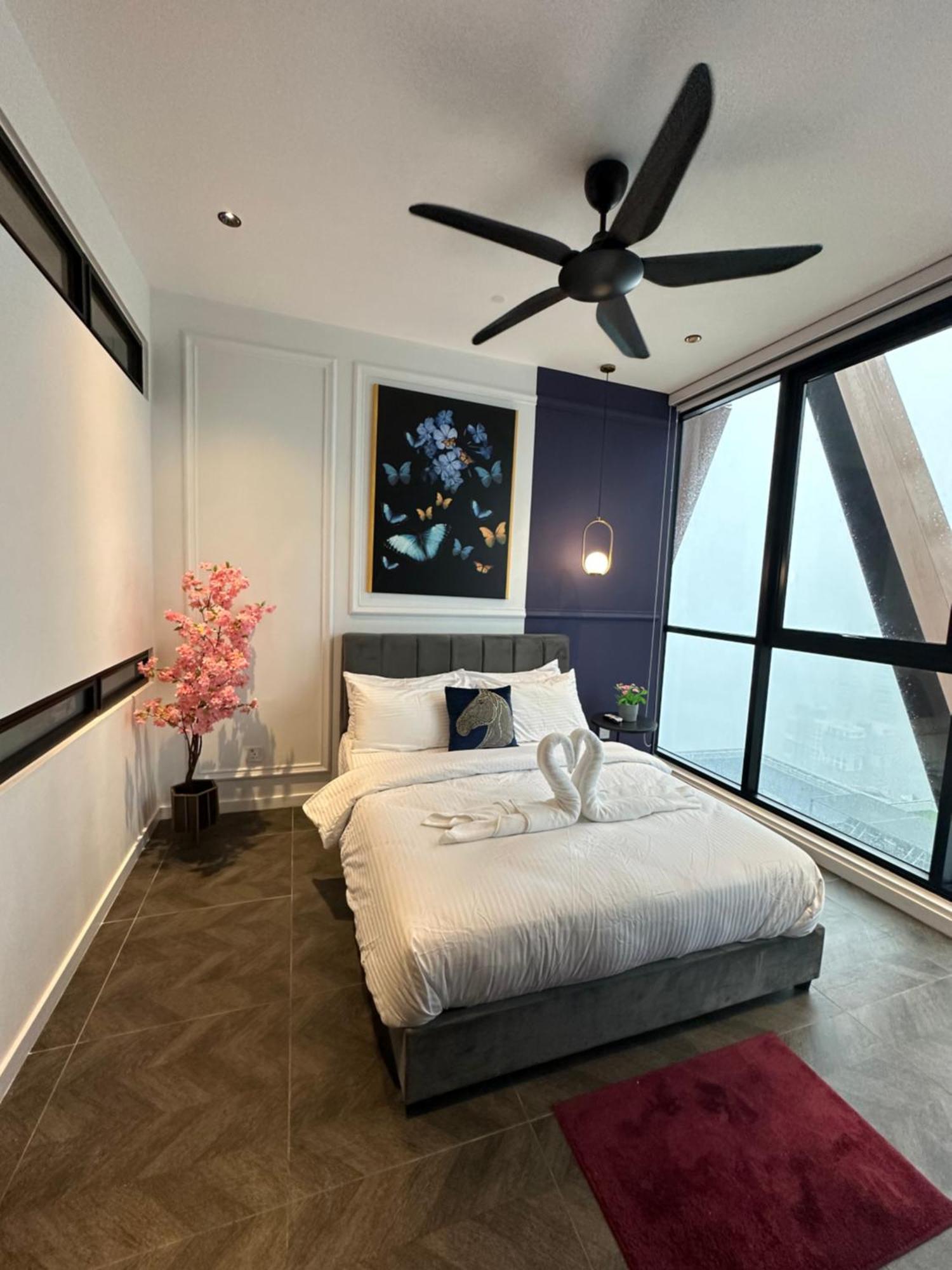 Skyline Homes By Scarletz Suites Klcc Kuala Lumpur Exterior foto